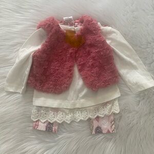 NEW without Tag-Cutie Pie 3pc Pant/Vest Set 6-9M